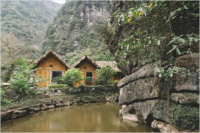 Trang An Mountain House